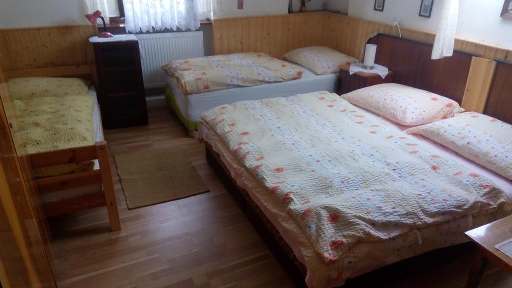 U Tri Kocek Hotel Jablonné v Podještědí Екстериор снимка