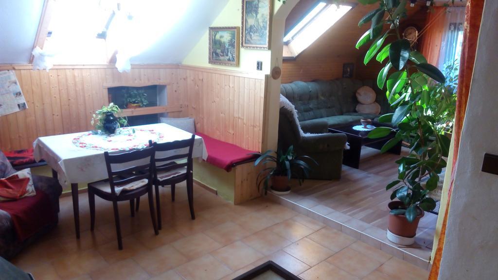 U Tri Kocek Hotel Jablonné v Podještědí Екстериор снимка