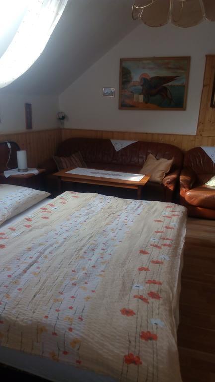 U Tri Kocek Hotel Jablonné v Podještědí Екстериор снимка